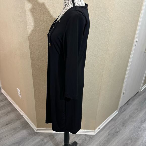 Chelsea and Theodore LBD size medium‎ - Picture 3 of 6